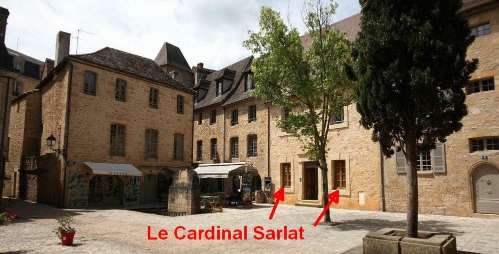 Appartement Le Cardinal Sarlat-la-Caneda Exterior photo